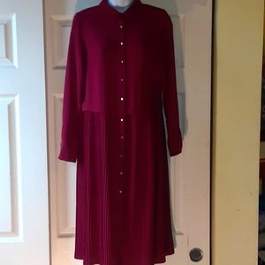 KENZA BURGUNDY /BERRY PLEATED SKIRT,  BUTTON FRONT DRESS 38 (8)